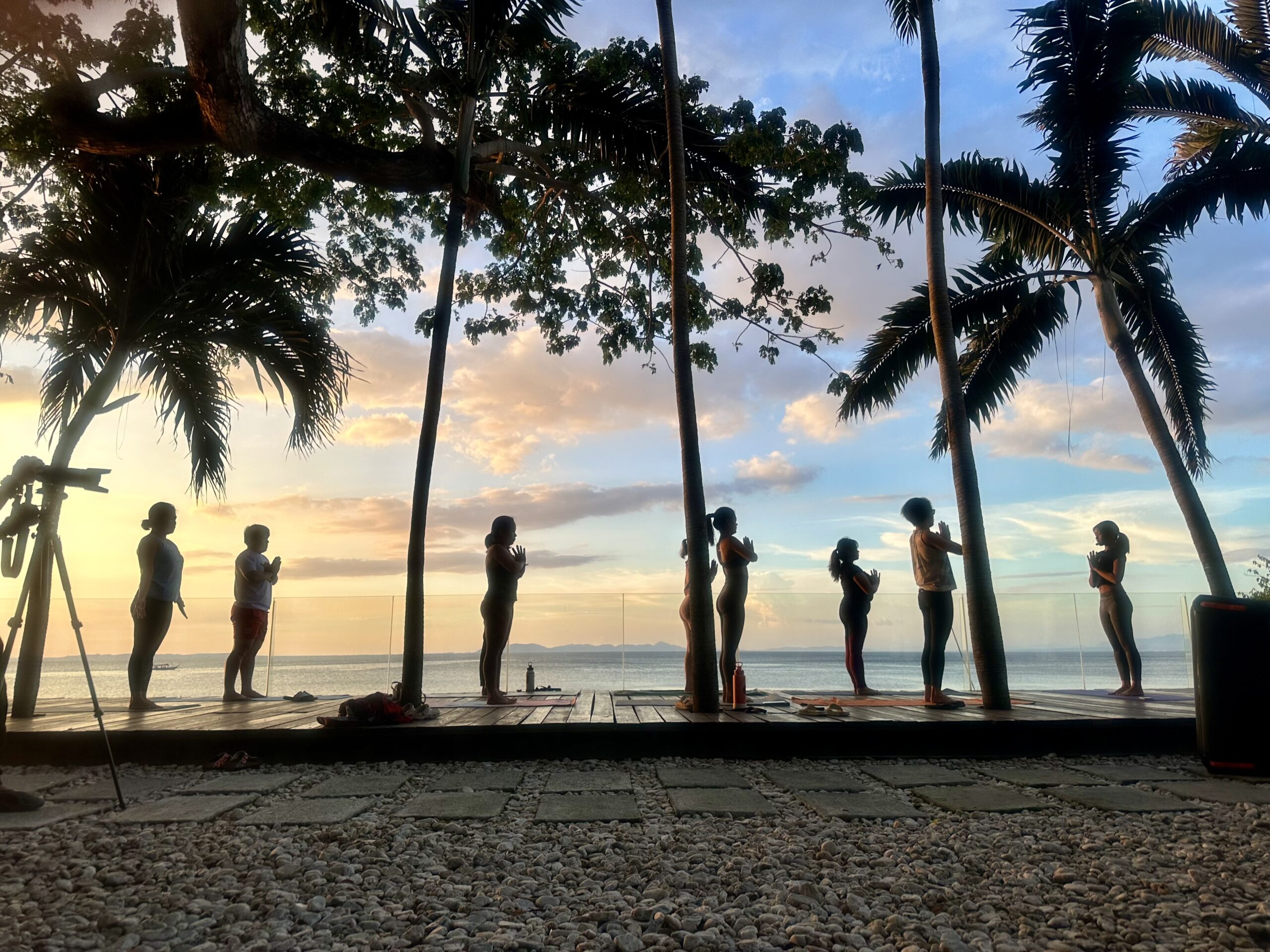 Sunset Yoga – Metro Divers
